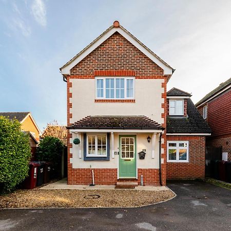 Chichester Retreat House With Free Parking Luaran gambar