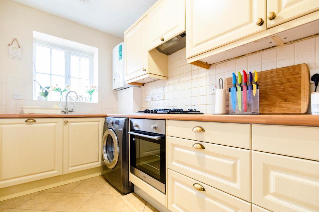 Chichester Retreat House With Free Parking Luaran gambar