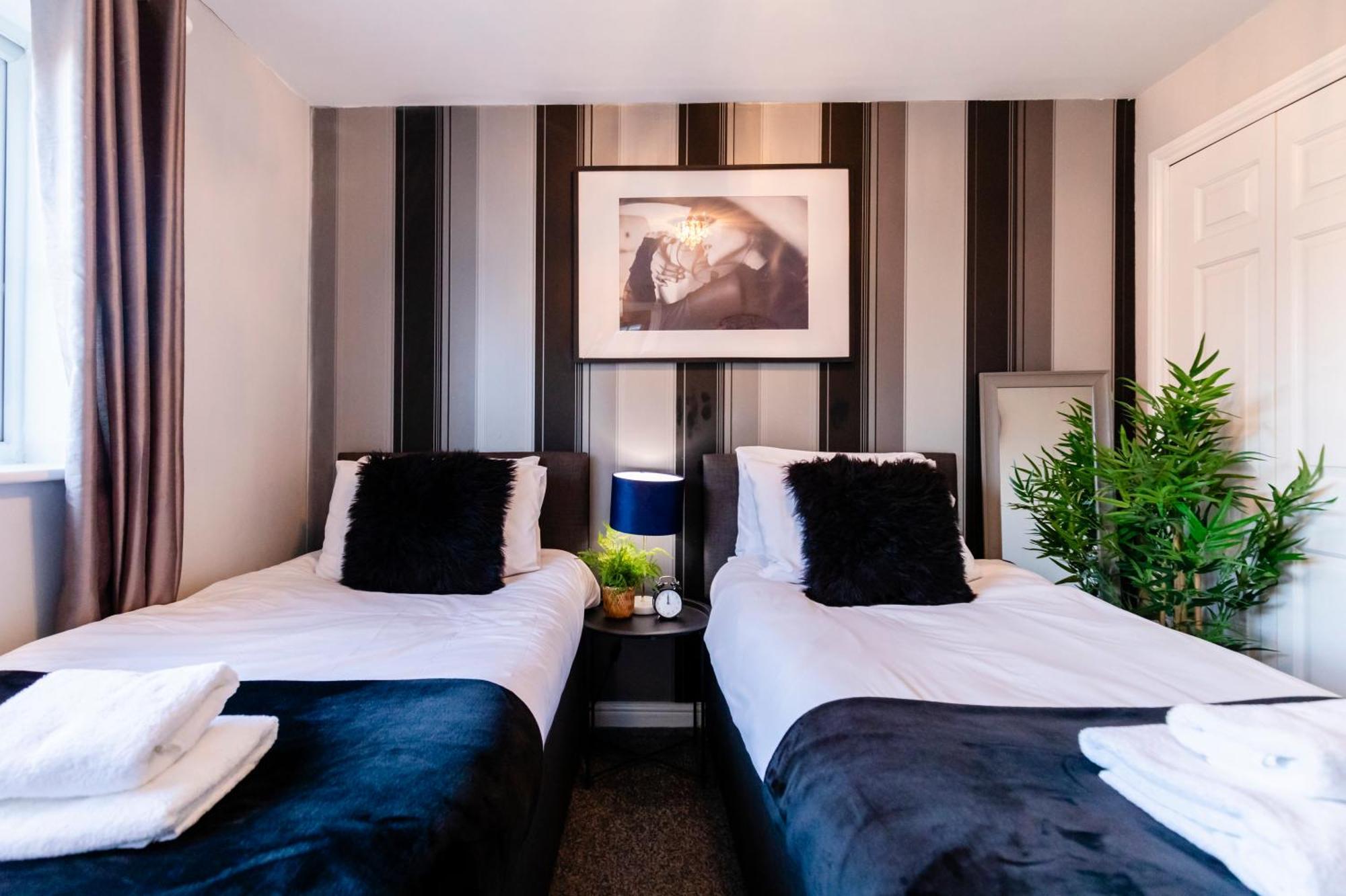 Chichester Retreat House With Free Parking Luaran gambar