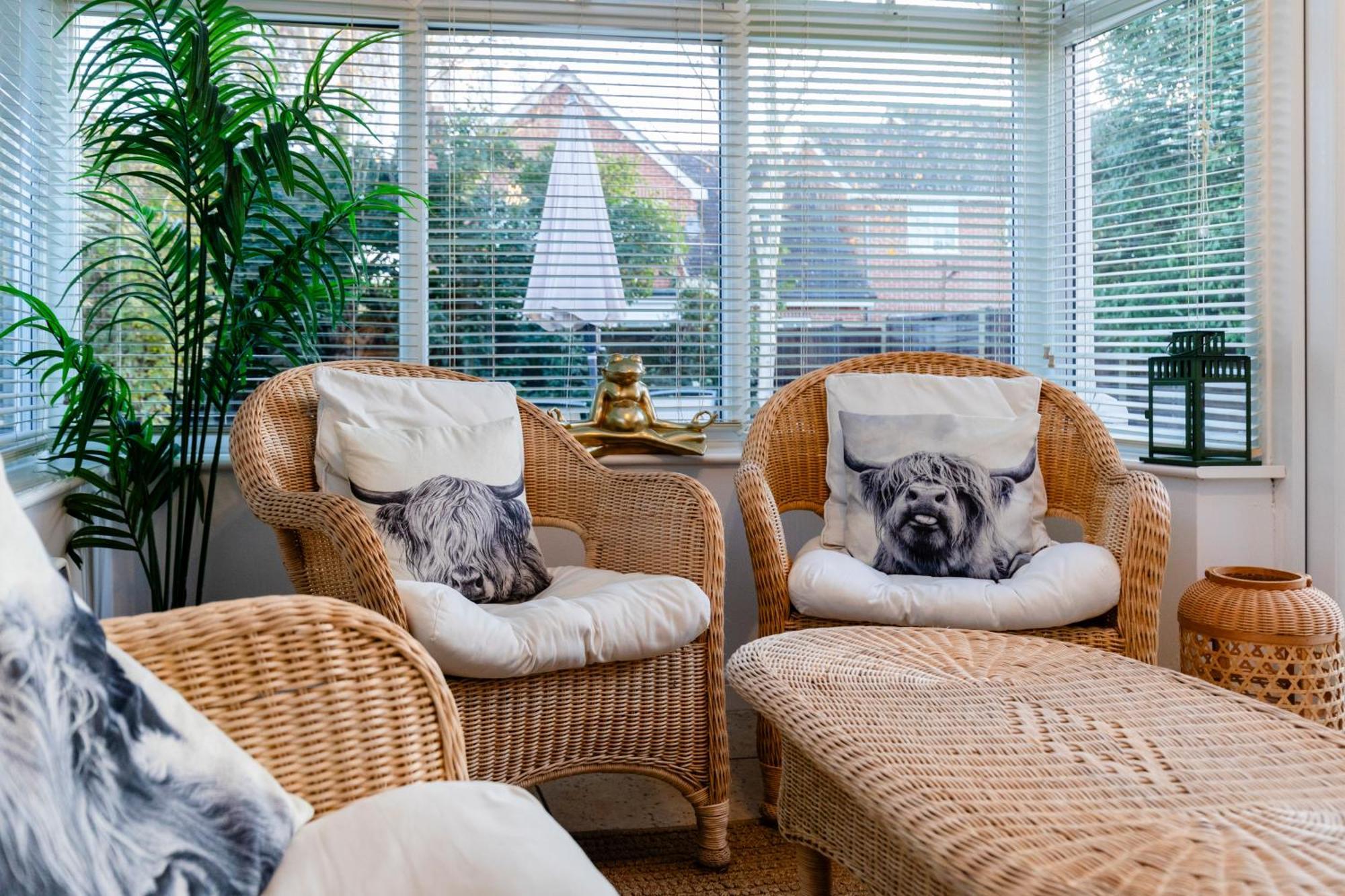 Chichester Retreat House With Free Parking Luaran gambar